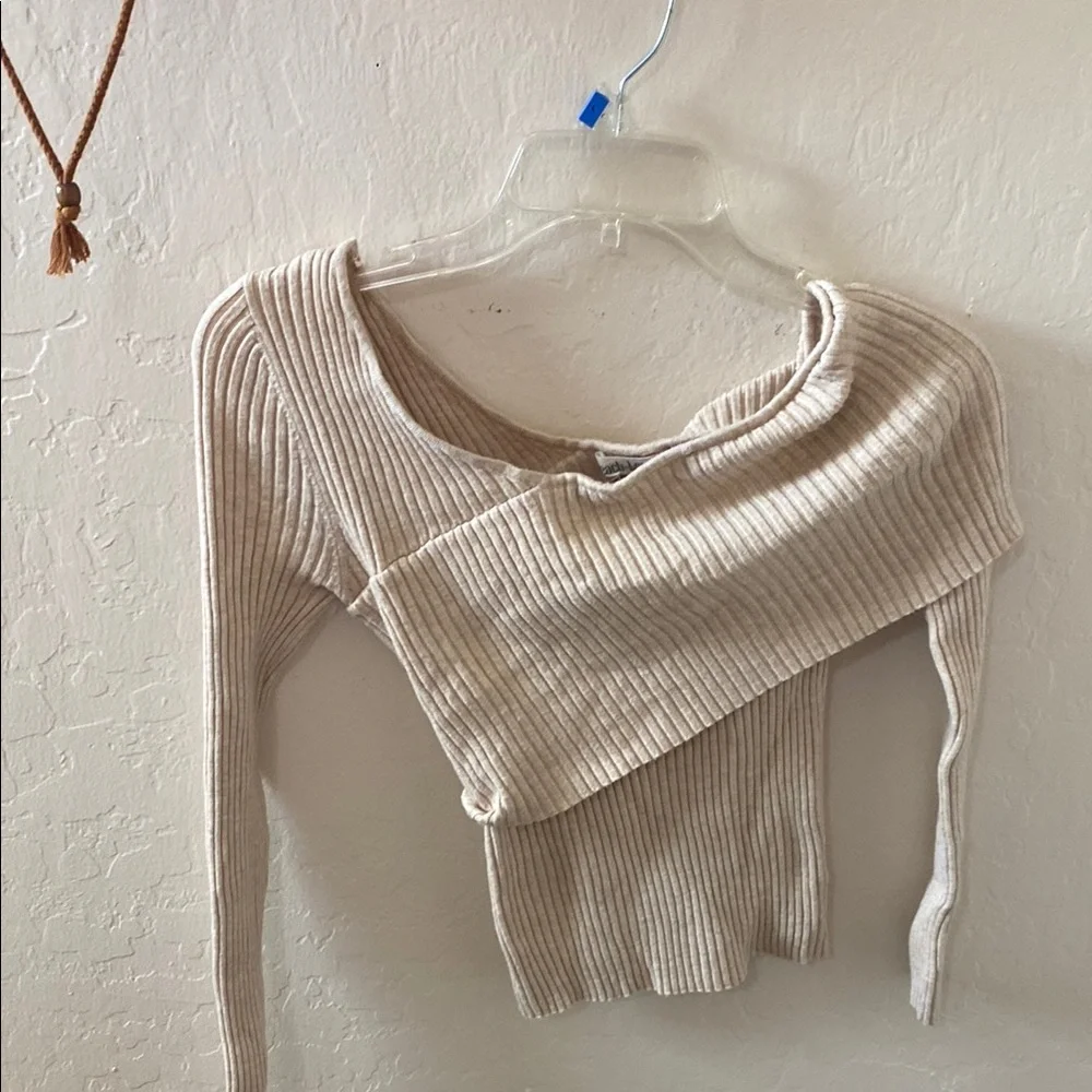 Ribbed Cream Sweater - Picture 1 of 1
